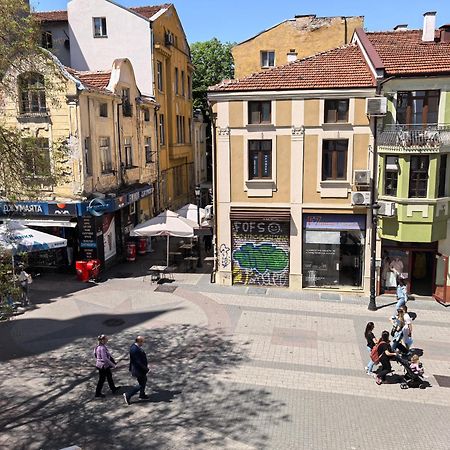 4 Rooms Plovdiv Bagian luar foto